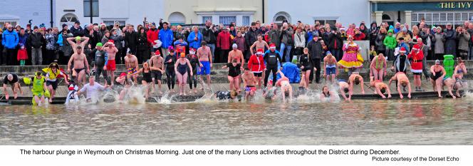 Taking the plunge on Christmas morning with Weymouth & Portland Lions